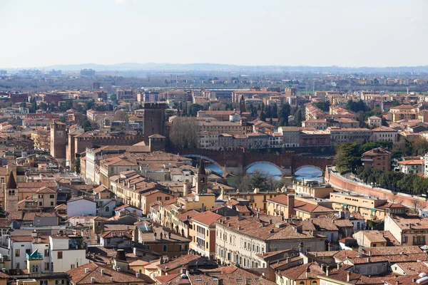 Castelvecchio Bridge (Ponte Scaligero) — Stock Photo, Image