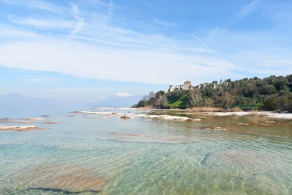 Grotte del Catullo e del Lago di Garda a Sirmione — Foto Stock