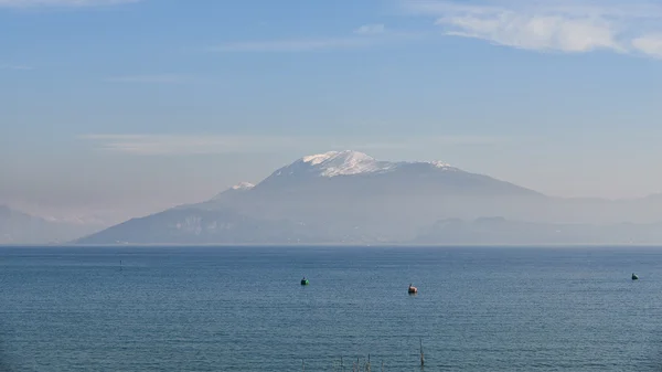 Paesaggio del Lago di Garda — Foto Stock