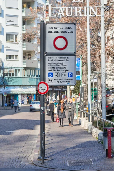 Zona Traffico Limitato Signboard — стокове фото