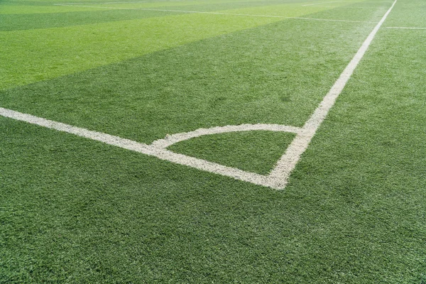 Angolo di un campo di calcio sintetico — Foto Stock