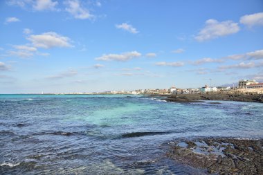 Kore Jeju Adası 'ndaki Hyeopjae Sahili manzaralı.