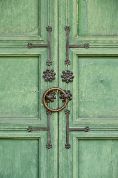 Kore mimarisinin geleneksel eski kapı kilidi — Stok fotoğraf