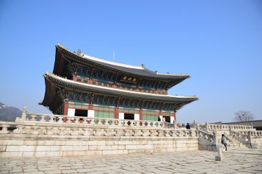 Seoul, Kore - 06 Ocak 2014: Geunjeongjeon içinde Gyeongbok Pala