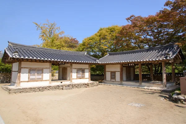 YEONGJU, KOREA - OCTOBER 15, 2014: Hakgujae and Jirakjae in Sosu — Stock Photo, Image