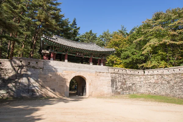 Mungyeong, Corea - 14 ottobre 2014: Il secondo cancello di Mungyeon — Foto Stock