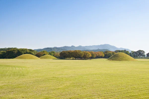 Sila-Gräber in gyeongju — Stockfoto