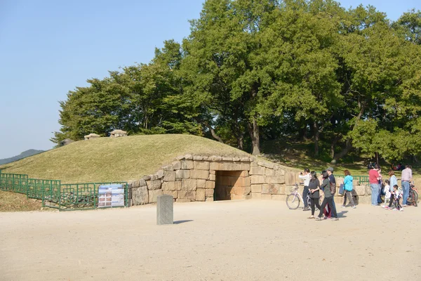 GYEONGJU, KOREA - 18 de outubro de 2014: Seokbinggo em Gyeongju — Fotografia de Stock