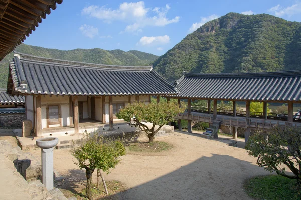 Andong, Korea - 16 oktober 2014: Byeongsanseowon — Stockfoto