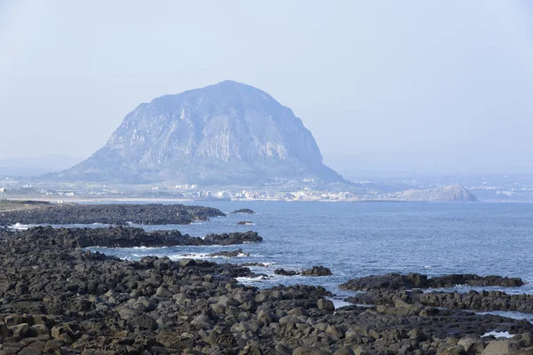 Sanbangsan と Yeongmeori の海岸の風景 — ストック写真