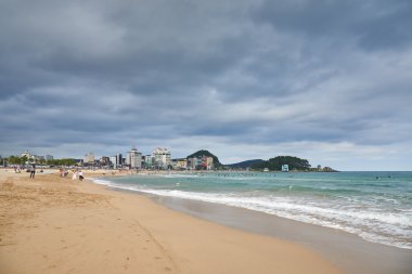 Busan, Kore - 19 Eylül 2015: Songjeong beach