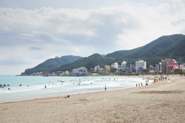 Busan, Kore - 19 Eylül 2015: Songjeong beach