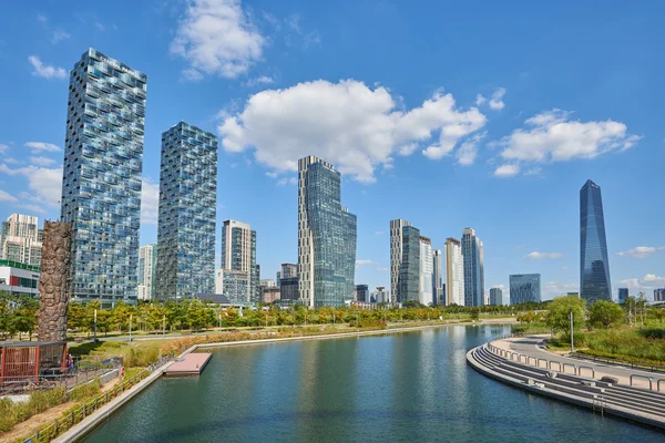 Songdo, Coreia - 07 de setembro de 2015: Songdo International Busines — Fotografia de Stock