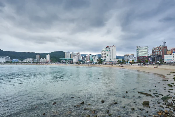 Busan, Korea - 19 září 2015: Songjeong beach — Stock fotografie