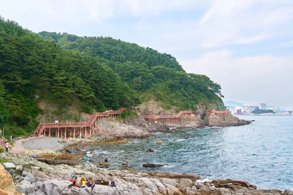 Busan, Korea - September 20, 2015: Songdo Coast Bolle-gil Walkwa — 图库照片