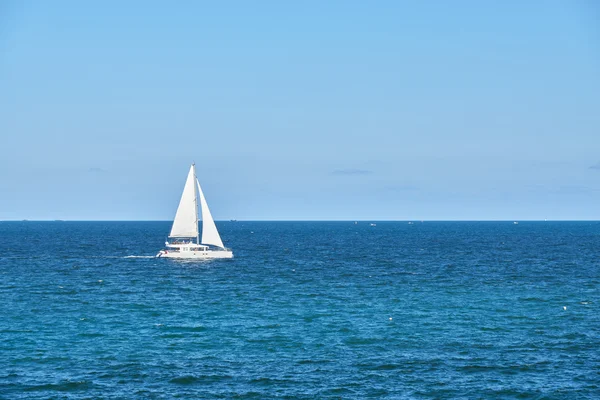 Iate de luxo no mar — Fotografia de Stock