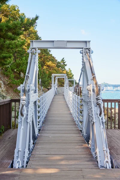Steel suspension bridge at Igidae coast — Φωτογραφία Αρχείου