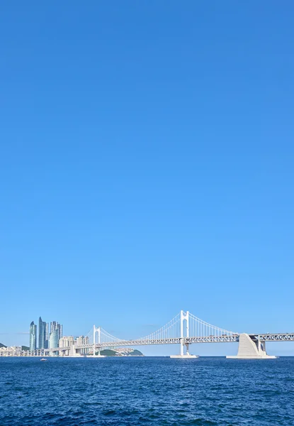 Gwangan grote brug en Marine stad — Stockfoto