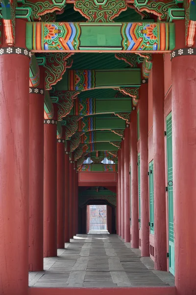 Wooden pillars in a row — Zdjęcie stockowe