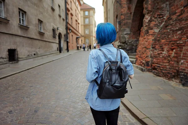 Jeune Voyageuse Dans Une Ville Européenne Varsovie Pologne — Photo