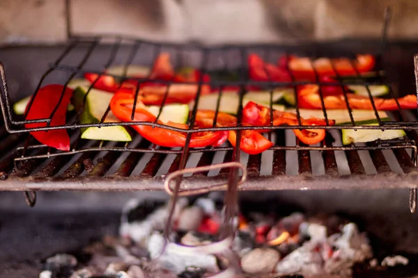 Meat Vegetables Cooking Fire Grill — Stock Photo, Image