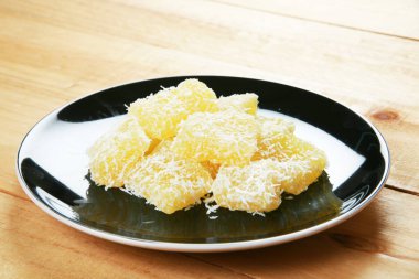 Ballı ve şekerli lezzetli yemek.