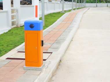 Şehirdeki otopark. 
