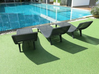 Otel otelinde lüks bir yüzme havuzu. 