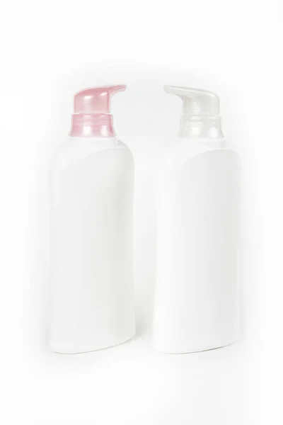 Botellas Cosméticas Aisladas Sobre Fondo Blanco —  Fotos de Stock