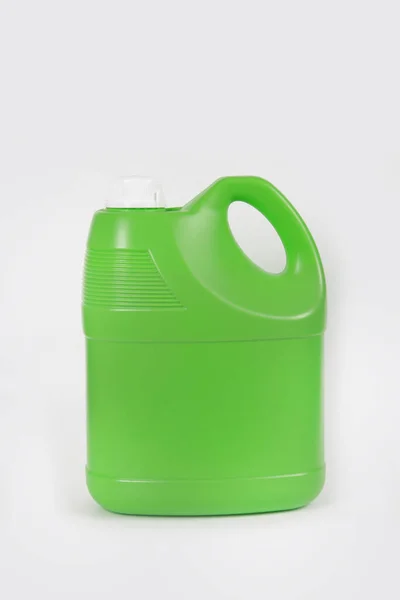 Зеленый Пластиковый Контейнер Белом Фоне — стоковое фото