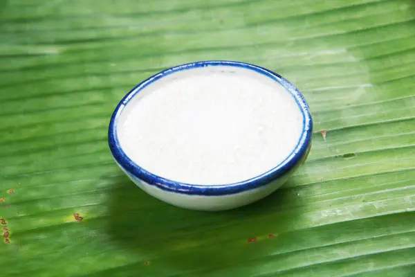 Coconut Milk Bowls Fresh Green Leaves — Stock Photo, Image