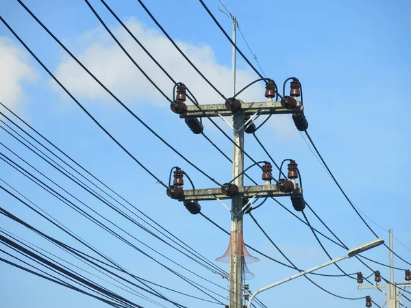 Poste Alto Voltaje Transmisión Electricidad — Foto de Stock