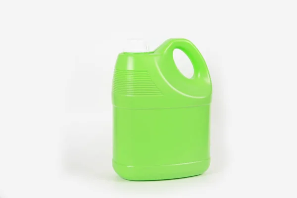 Πράσινο Πλαστικό Δοχείο Λευκό Φόντο — Φωτογραφία Αρχείου