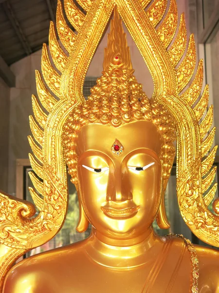 Złoty Posąg Buddy Świątyni Tajlandii — Zdjęcie stockowe
