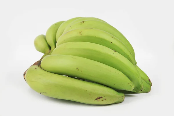 Frische Grüne Bananen Auf Weißem Hintergrund — Stockfoto