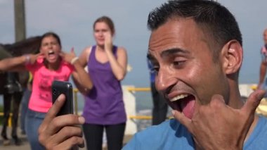 Selfie Fotoğraflarının Fotoğraf Bombası