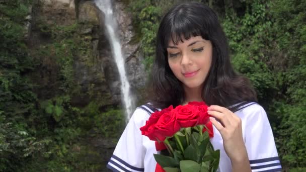 Cosplay fille sur Saint-Valentin — Video