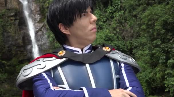 Giovane cosplay principe in posa — Video Stock