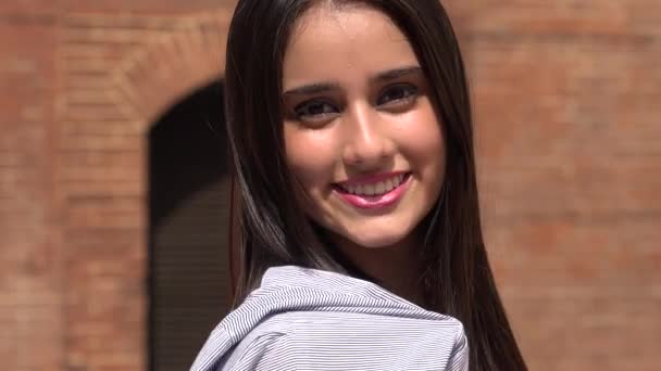 Confident Young Smiling Teen Girl — Stock Video