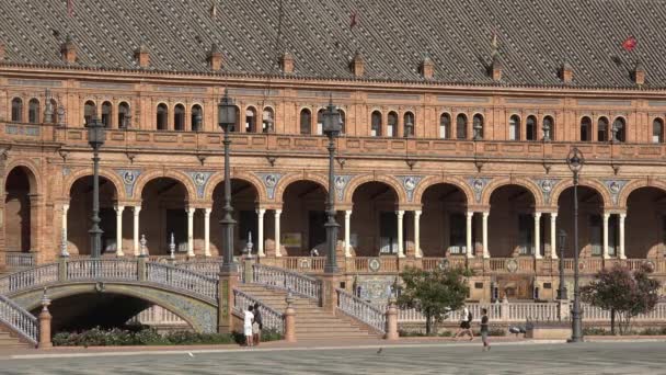 Toeristen Spaans Koninklijk Paleis — Stockvideo