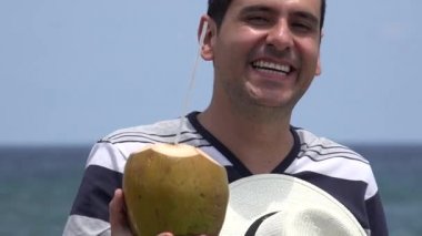 Tropikal tatil dans adam