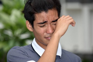 Ağlayan Genç Azınlık Kişisi