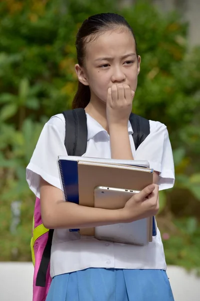 Una Temerosa Estudiante Adolescente Escuela Chica — Foto de Stock