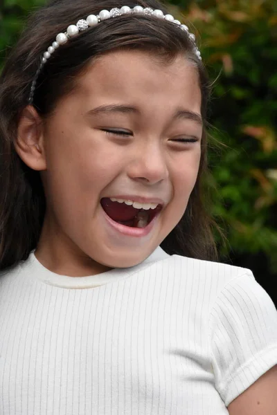 Молода Філіппінка Дівчина Тривога Крупним Планом — стокове фото