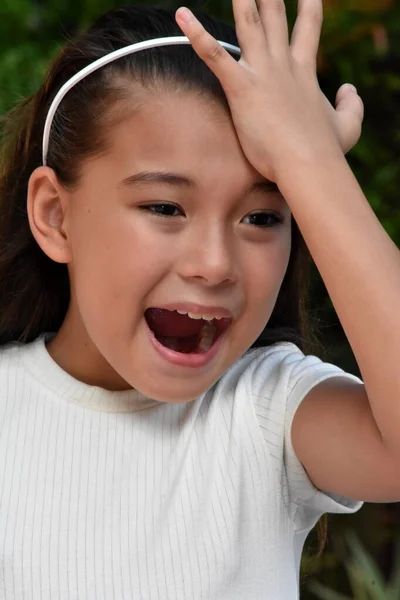 Filipina Jugend Und Gedächtnisverlust Nahaufnahme — Stockfoto