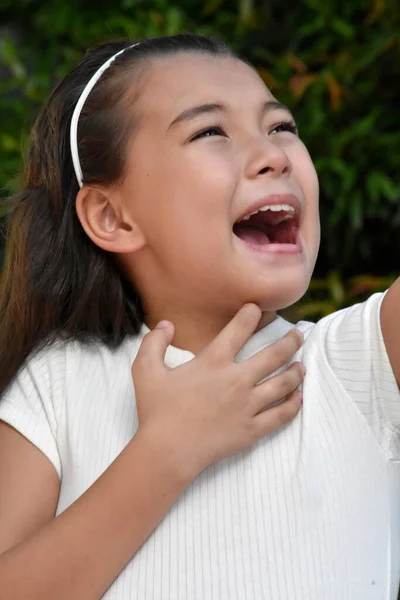 Una Bella Minoranza Femminile Canto Primo Piano — Foto Stock