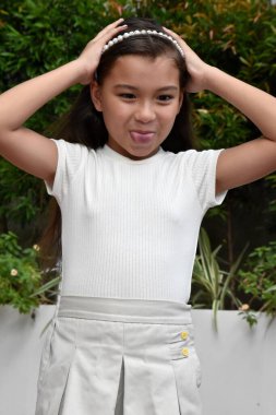 Çılgın, Petite Muhtelif Çocuk