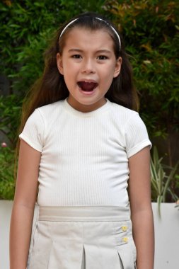 Mad Petite Philippina Kadın