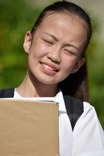 Una Feliz Joven Diversa Chica Estudiante — Foto de Stock