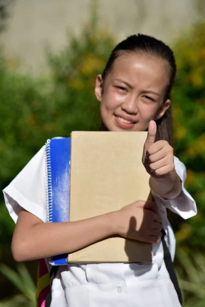 Chica Estudiante Con Pulgares Hacia Arriba Con Libros — Foto de Stock